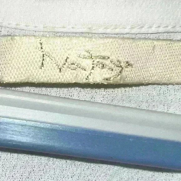 Vintage inspired two-piece linen dress with lace overlay. Boho wedding vibes - Picture 5 of 5